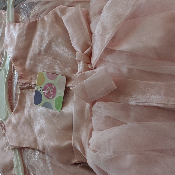 Child's bridesmaid dresses - Picture 3 of 5